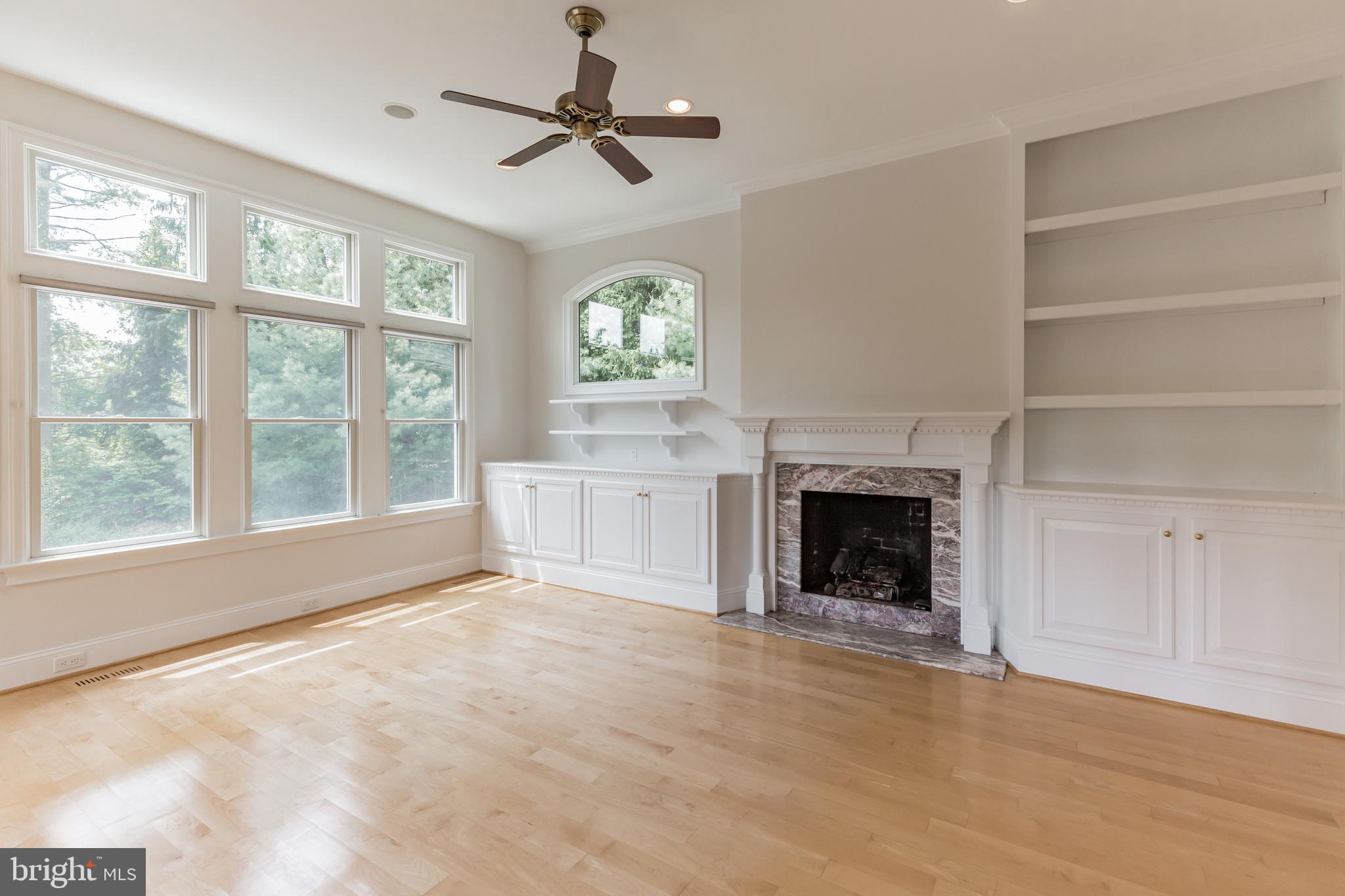 412 Bethel Mill Road Sewell, NJ 08080 - Photo 4 of 41