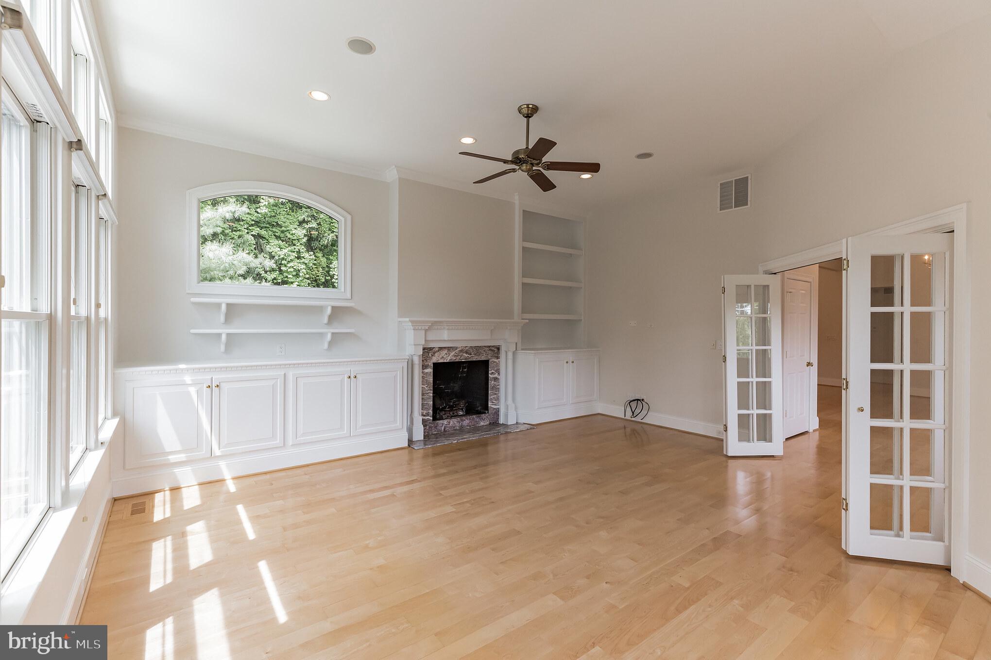 412 Bethel Mill Road Sewell, NJ 08080 - Photo 5 of 41