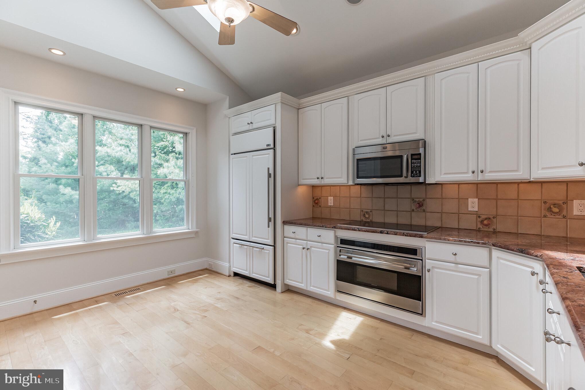 412 Bethel Mill Road Sewell, NJ 08080 - Photo 10 of 41
