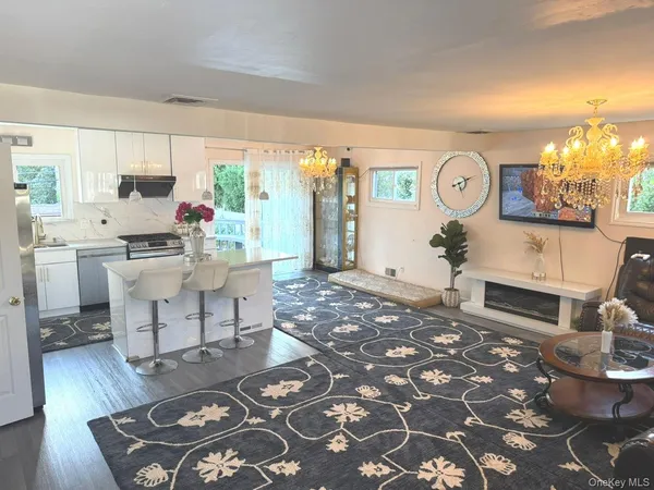 $940,000 | 58 Narcissus Avenue, Hicksville, NY 11801