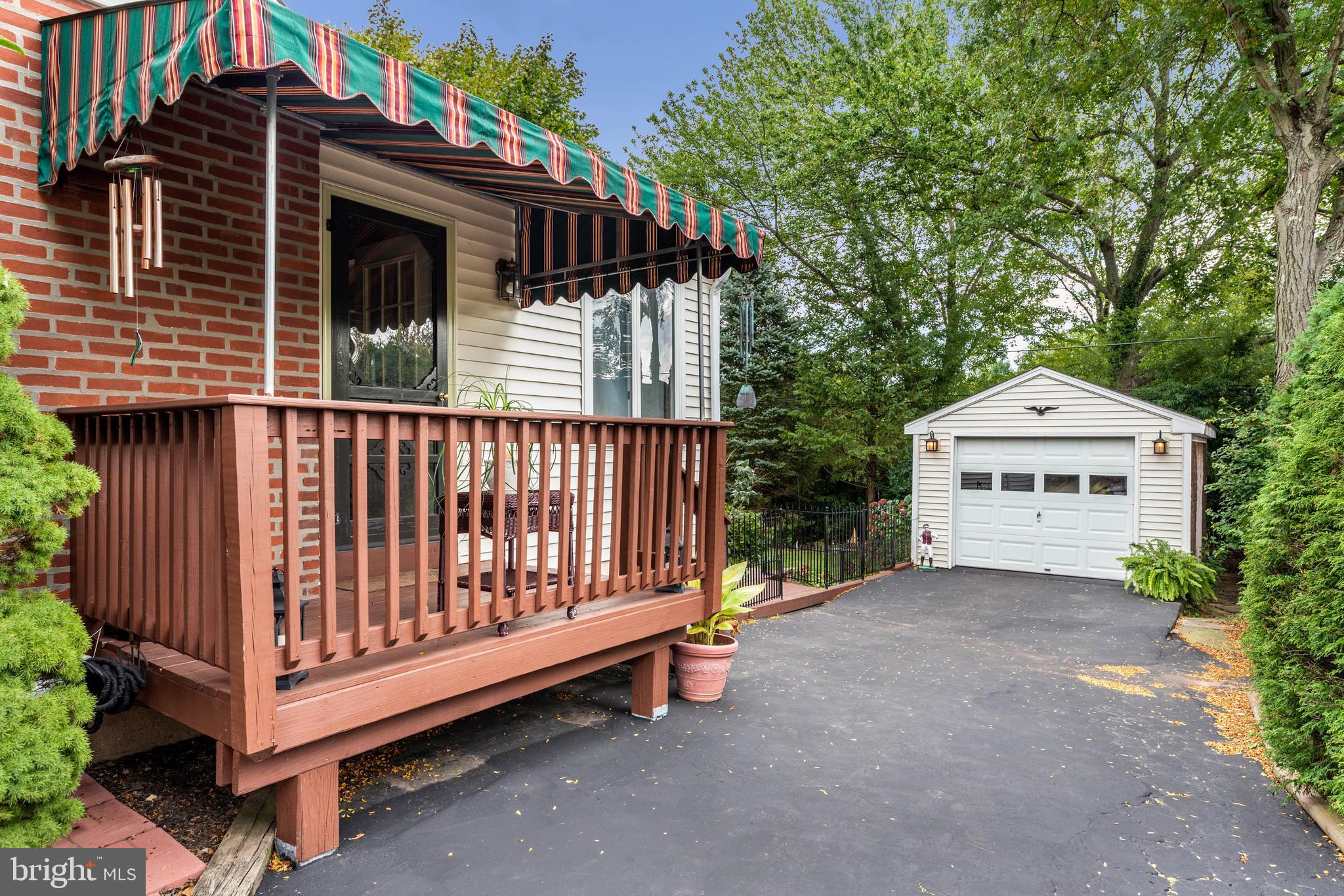 471 Barker Road Springfield, PA 19064 - Photo 5 of 38