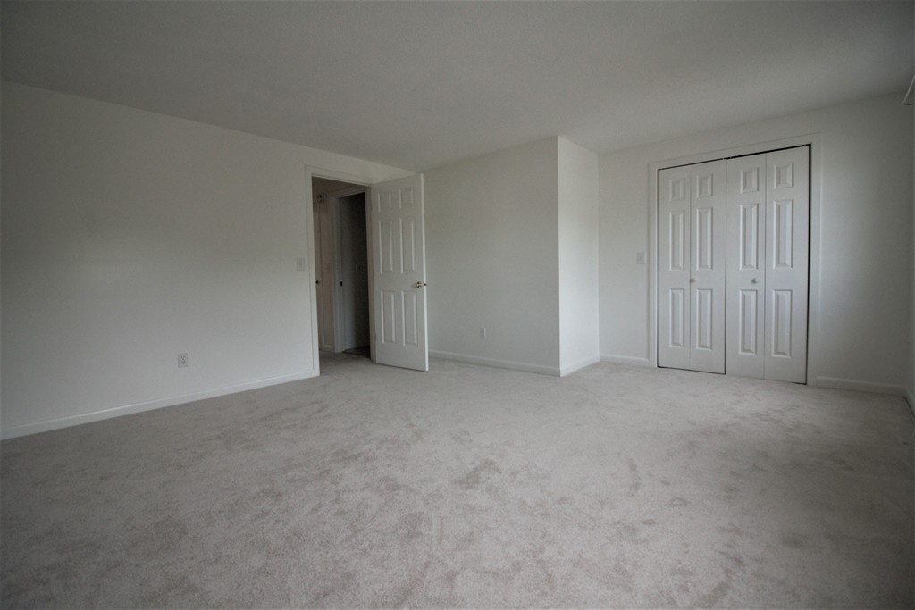 T 127 Shellback Way, Unit T Mashpee, MA 02649 - Photo 8 of 9 Gallery Image 8