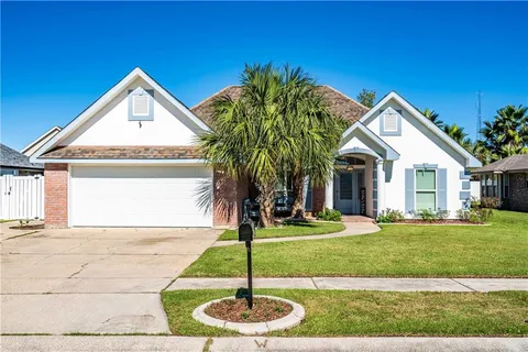 $315,000 | 104 Oak Arbor Drive, Laplace, LA 70068