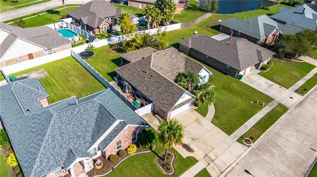 $315,000 | 104 Oak Arbor Drive, Laplace, LA 70068