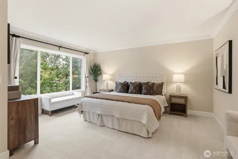 $1,698,600 | 928 271st Avenue Southeast, Sammamish, WA 98075