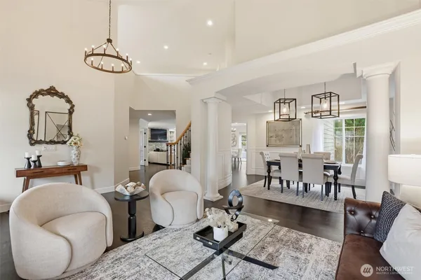 $1,698,600 | 928 271st Avenue Southeast, Sammamish, WA 98075