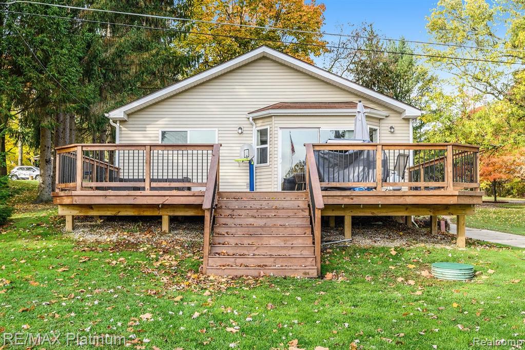 6472 Bullard Road Fenton, MI 48430 - Photo 22 of 24 Gallery Image 22