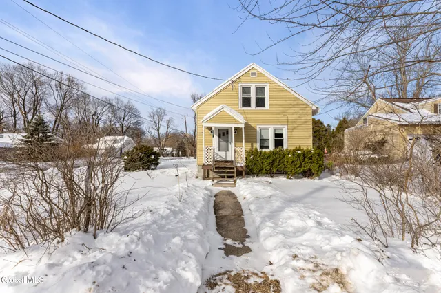 $189,000 | 197 Fillmore Avenue, Schenectady, NY 12304