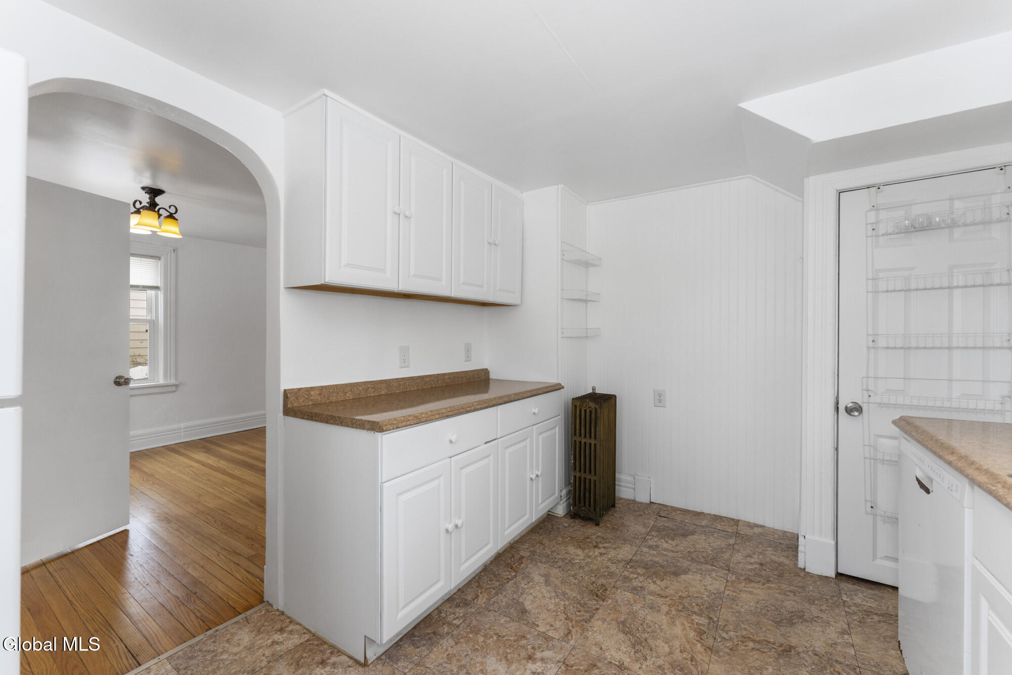 197 Fillmore Avenue Schenectady, NY 12304 - Photo 14 of 26 3 Kitchen 3