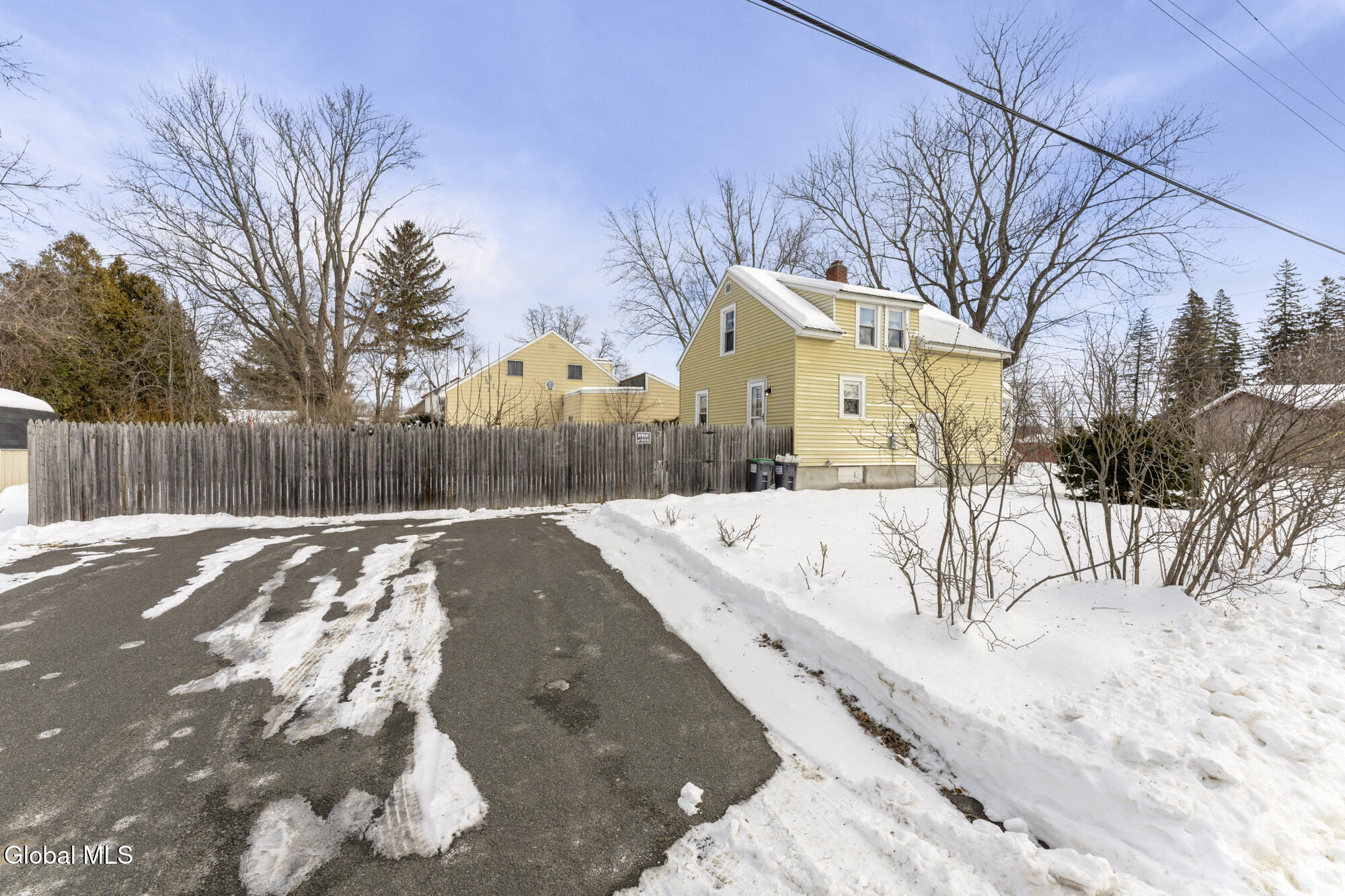 197 Fillmore Avenue Schenectady, NY 12304 - Photo 23 of 26 Yard 2