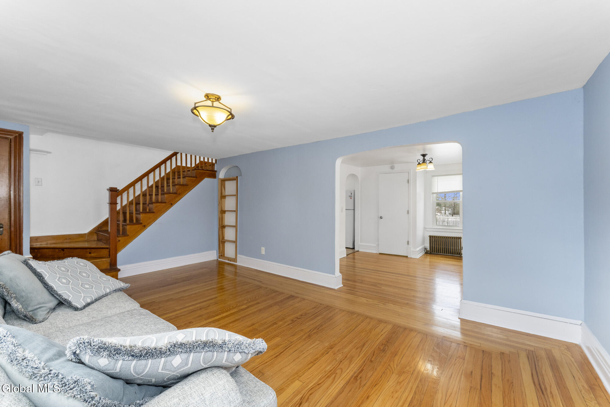 197 Fillmore Avenue Schenectady, NY 12304 - Photo 8 of 26 1 Livingroom 4