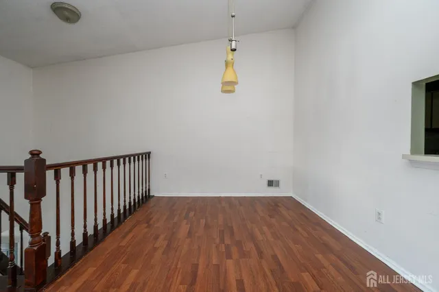 $347,999 | 124 Edward Drive, Franklin Park, NJ 08823