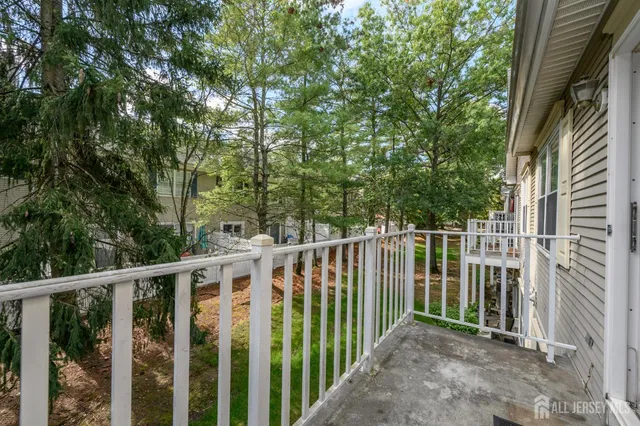 $347,999 | 124 Edward Drive, Franklin Park, NJ 08823