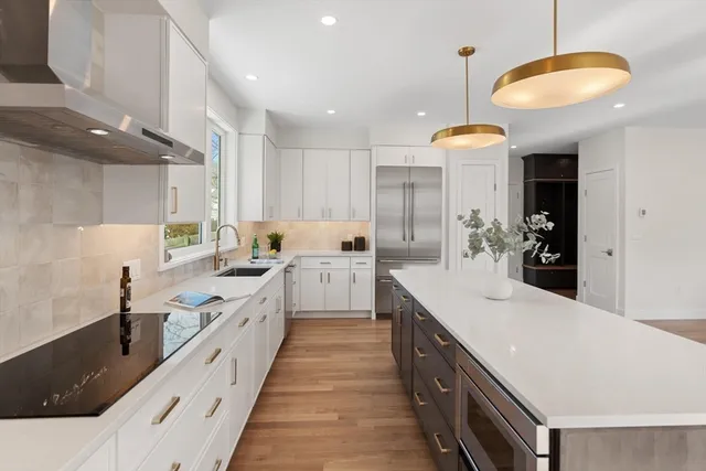 $2,300,000 | 12 Brandon Street, Lexington, MA 02420