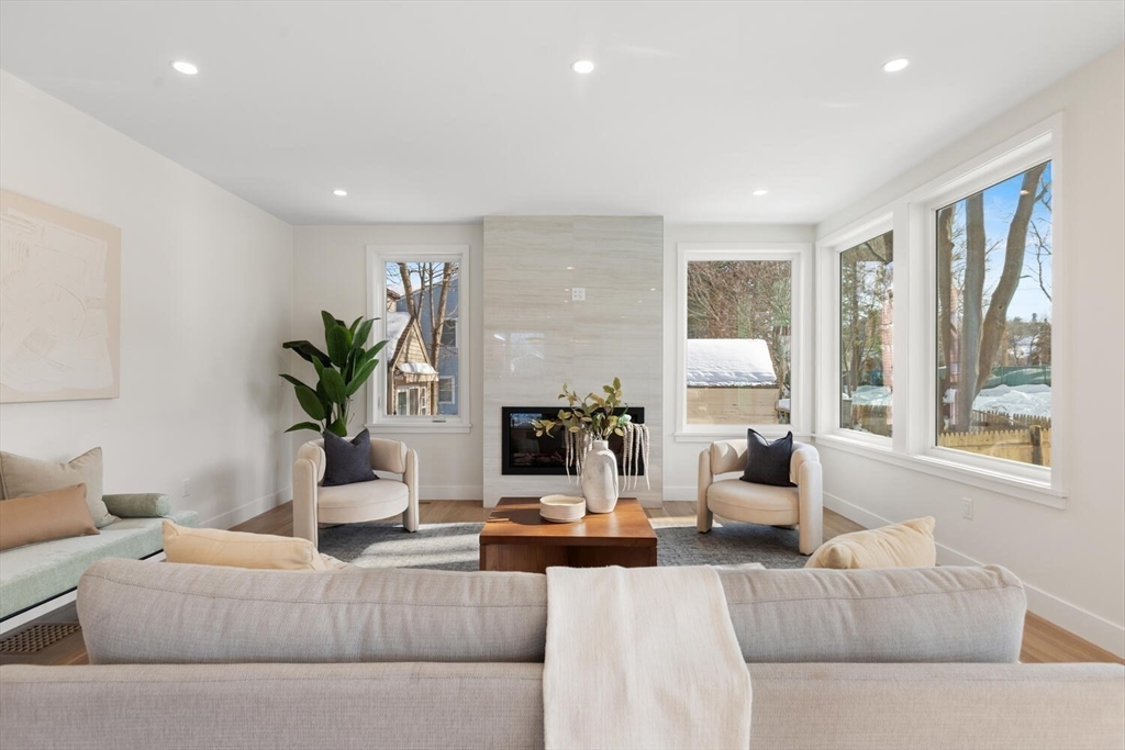 12 Brandon Street Lexington, MA 02420 - Photo 9 of 40