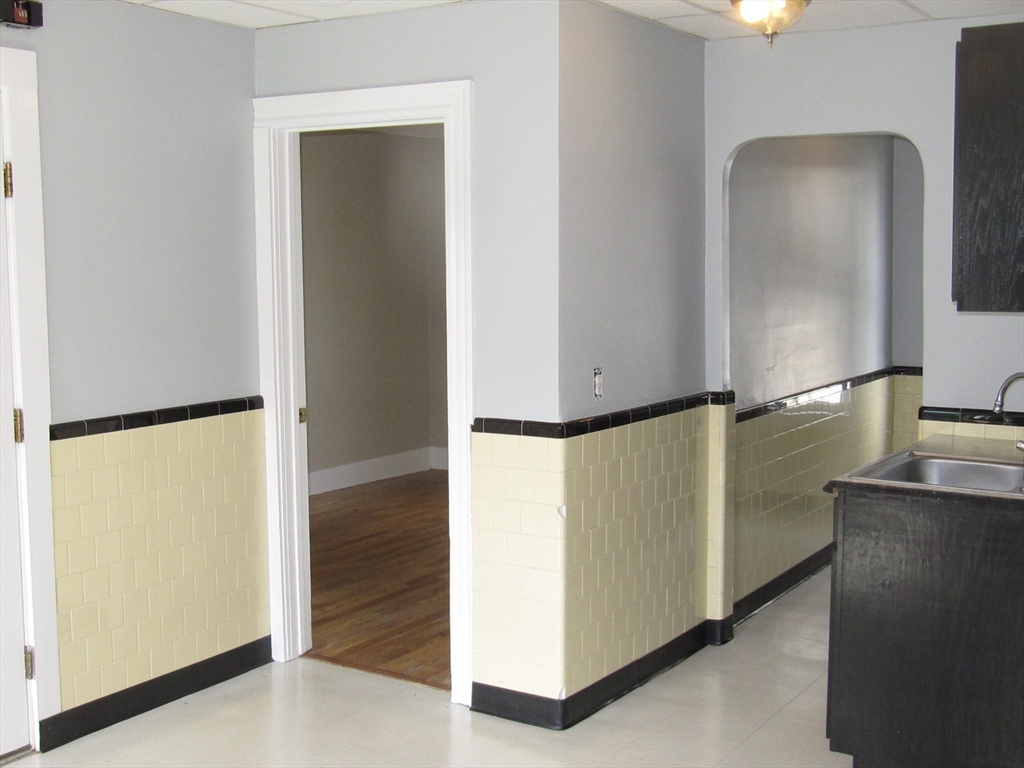 2 Sturgis Street, Unit 1 Worcester, MA 01605 - Photo 4 of 14