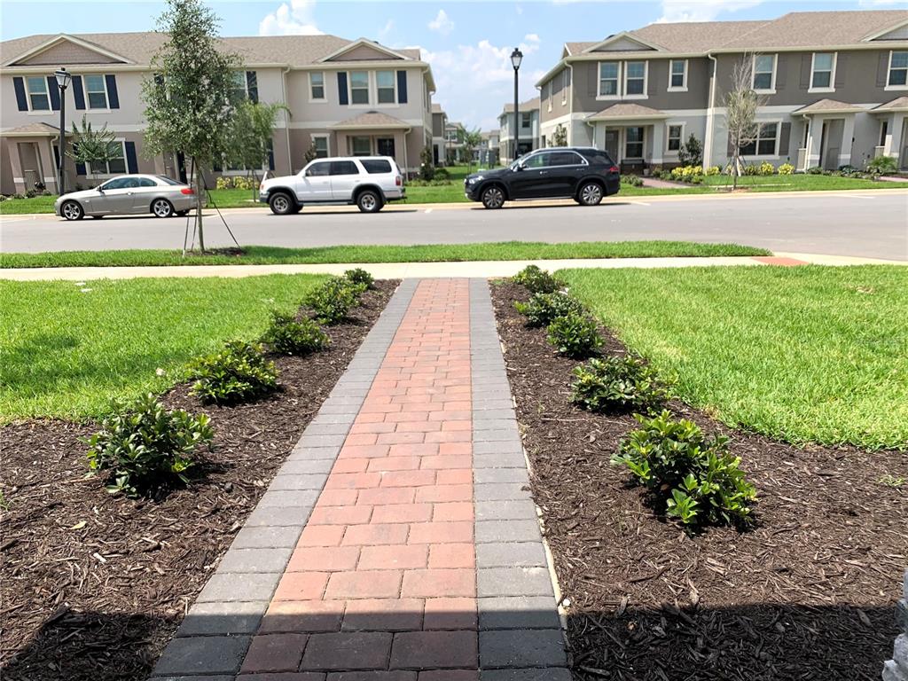 13274 Pontoon Road Winter Garden, FL 34787 - Photo 9 of 37