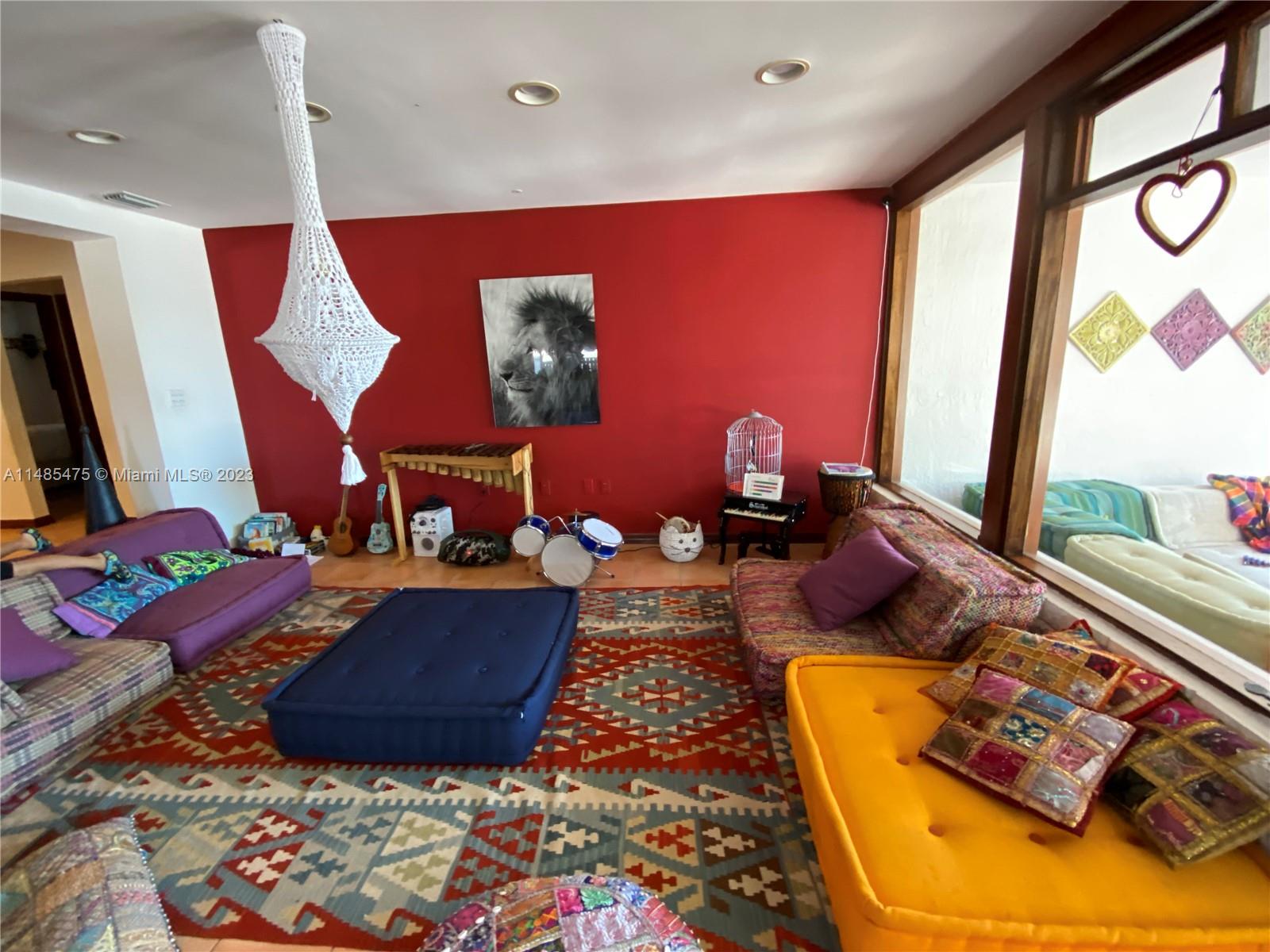 Biscayne Point Miami Beach, FL 33141 - Photo 4 of 20 a living room with furniture