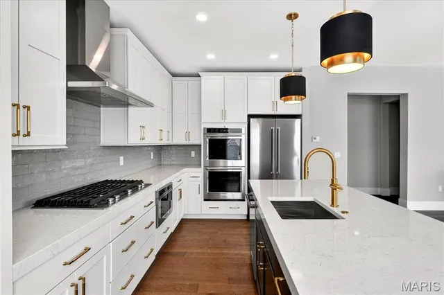 $1,399,000 | 16460 Wildhorse Lk Boulevard, Unit 303, Chesterfield, MO 63005