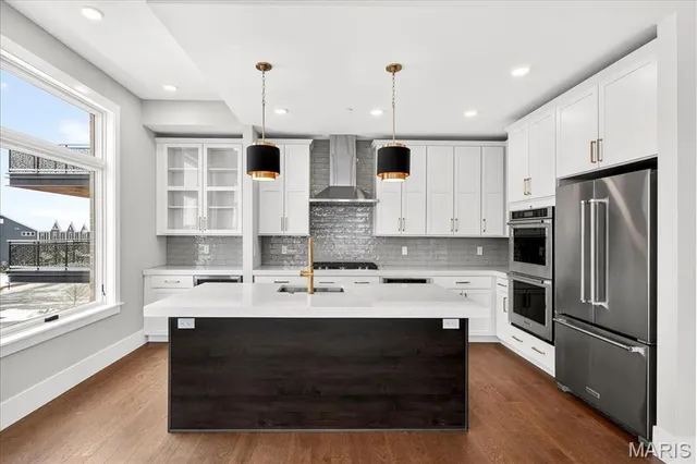 $1,399,000 | 16460 Wildhorse Lk Boulevard, Unit 303, Chesterfield, MO 63005