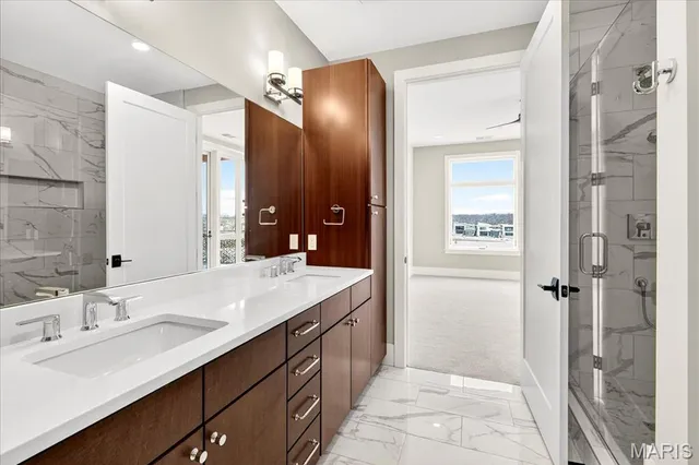 $1,399,000 | 16460 Wildhorse Lk Boulevard, Unit 303, Chesterfield, MO 63005