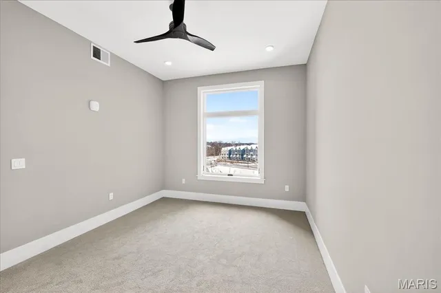 $1,399,000 | 16460 Wildhorse Lk Boulevard, Unit 303, Chesterfield, MO 63005