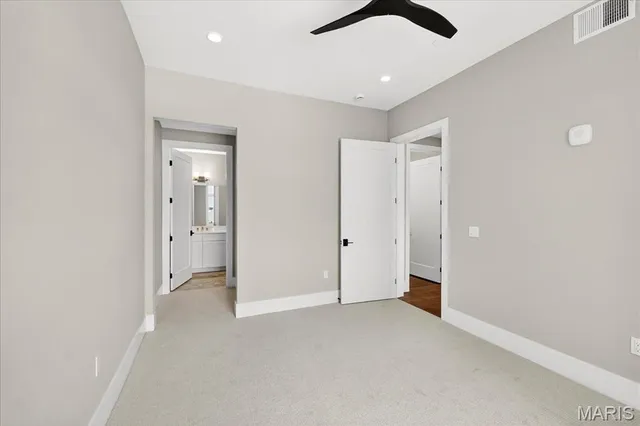 $1,399,000 | 16460 Wildhorse Lk Boulevard, Unit 303, Chesterfield, MO 63005