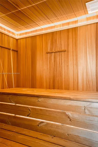 $1,850,000 | Hollywood Beach, Hollywood, FL 33019