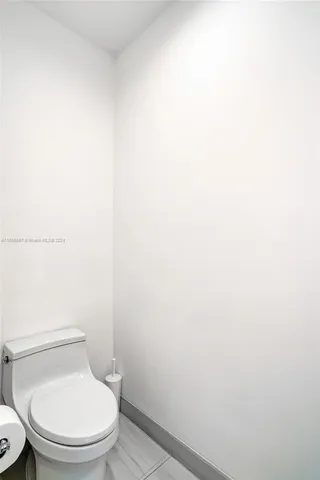 $1,850,000 | Hollywood Beach, Hollywood, FL 33019