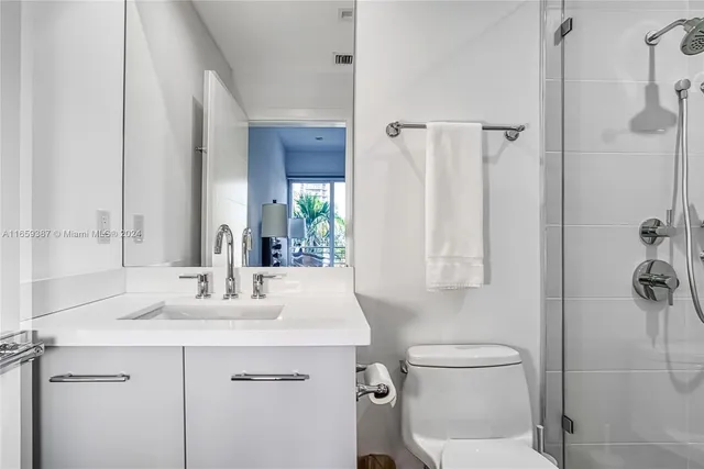 $1,850,000 | Hollywood Beach, Hollywood, FL 33019