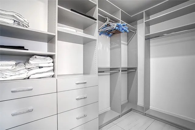 $1,850,000 | Hollywood Beach, Hollywood, FL 33019