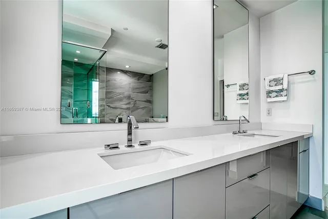 $1,850,000 | Hollywood Beach, Hollywood, FL 33019