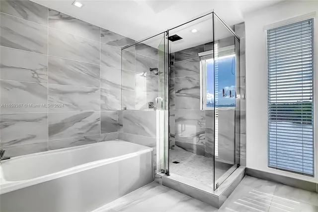 $1,850,000 | Hollywood Beach, Hollywood, FL 33019