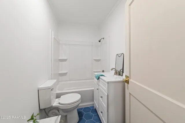 $185,000 | 113 Oak Crest Drive, Lafayette, LA 70503