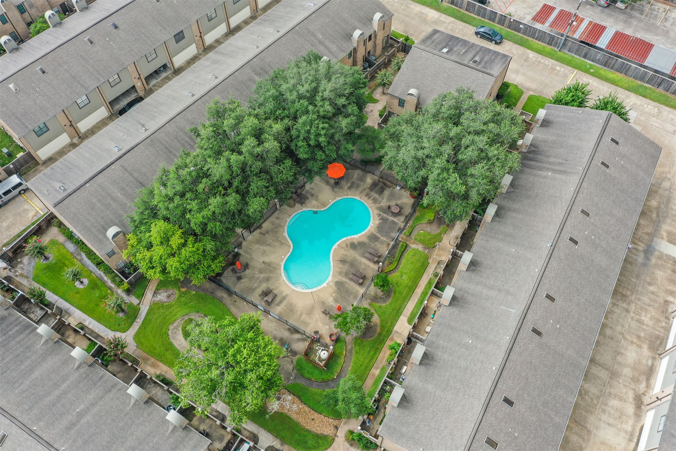 9850 Pagewood Lane, Unit 1402 Houston, TX 77063 - Photo 31 of 35