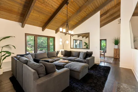 $995,000 | 1403 Robert E Lee Lane, Brentwood, TN 37027
