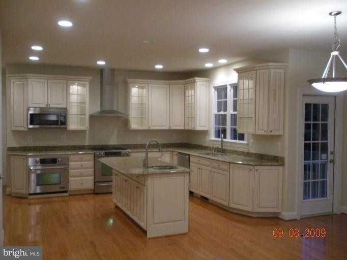 8205 Stevenson Road Pikesville, MD 21208 - Photo 3 of 22 Kitchen