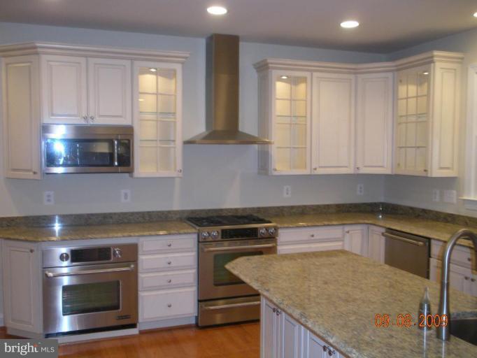 8205 Stevenson Road Pikesville, MD 21208 - Photo 5 of 22 Kitchen #3