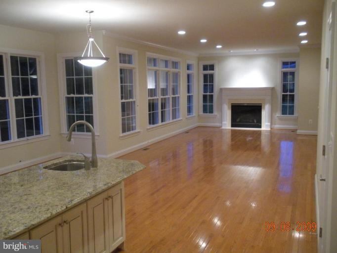8205 Stevenson Road Pikesville, MD 21208 - Photo 6 of 22 Family Room