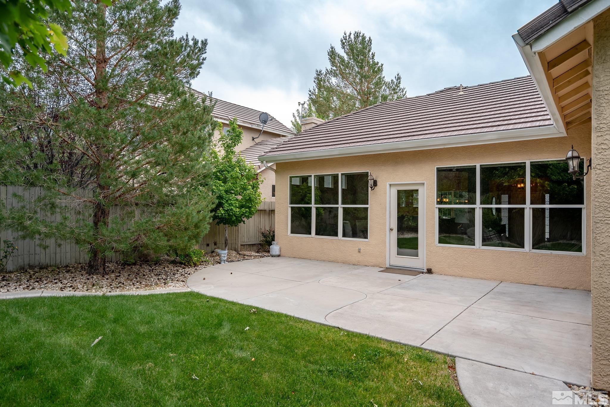 1575 Sutterbrook Way Reno, NV 89521 - Photo 19 of 21 a house view with a garden space