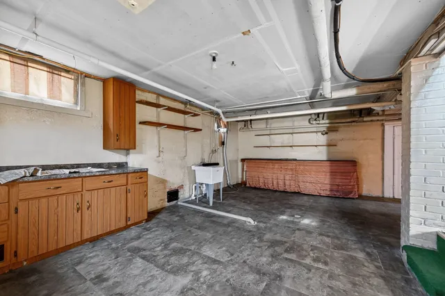 a view of a storage & utility room