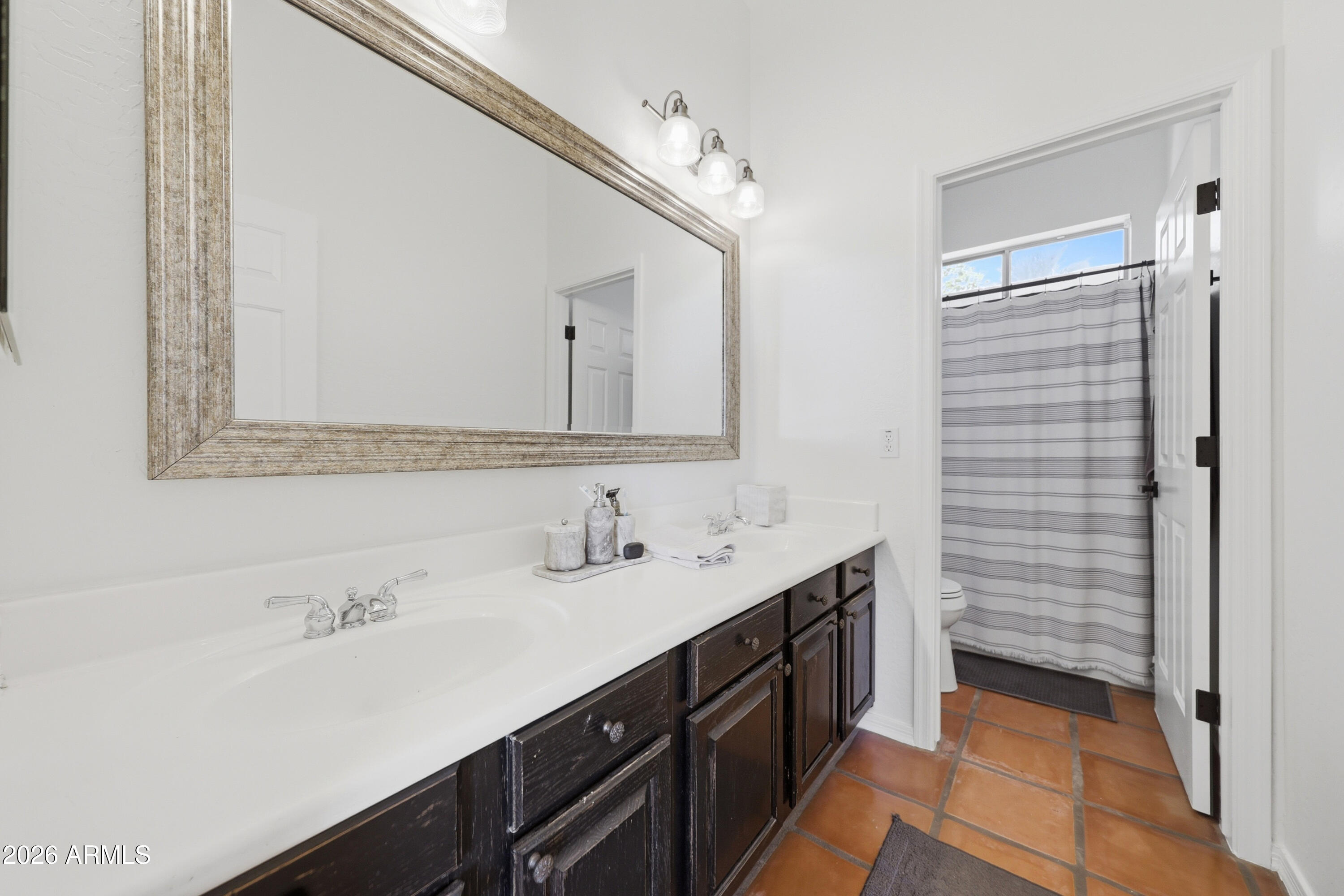 11071 East Evans Road Scottsdale, AZ 85255 - Photo 32 of 64 Hall Bathroom
