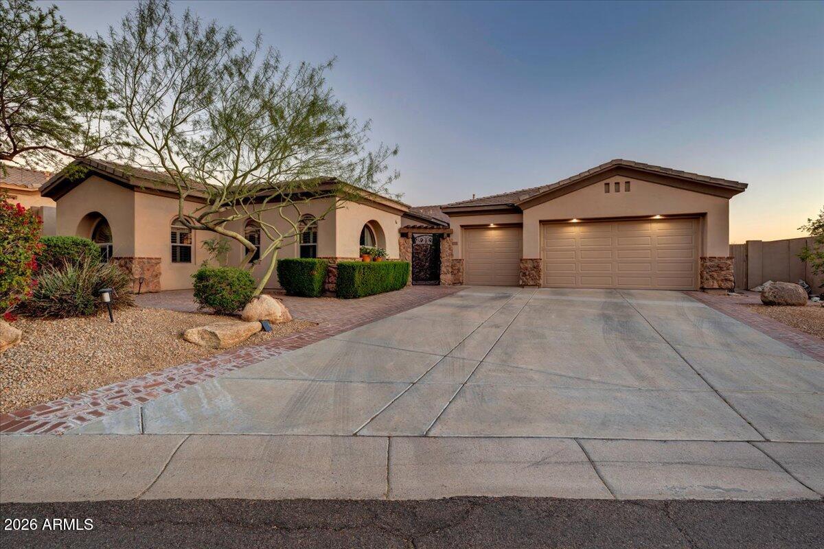 11071 East Evans Road Scottsdale, AZ 85255 - Photo 55 of 64 Front Yard at Sunset