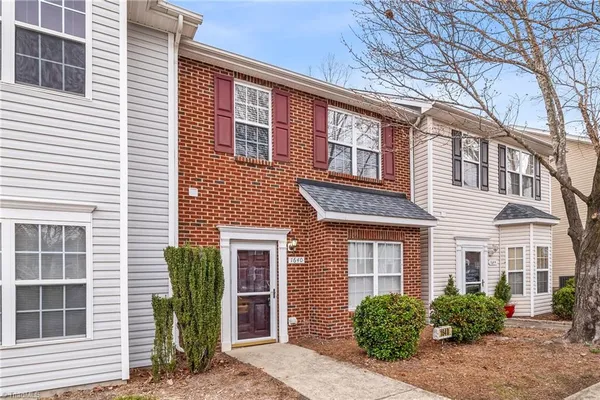 $215,000 | 1640 Olivers Crossing Circle, Winston-Salem, NC 27127