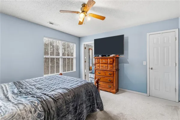 $215,000 | 1640 Olivers Crossing Circle, Winston-Salem, NC 27127