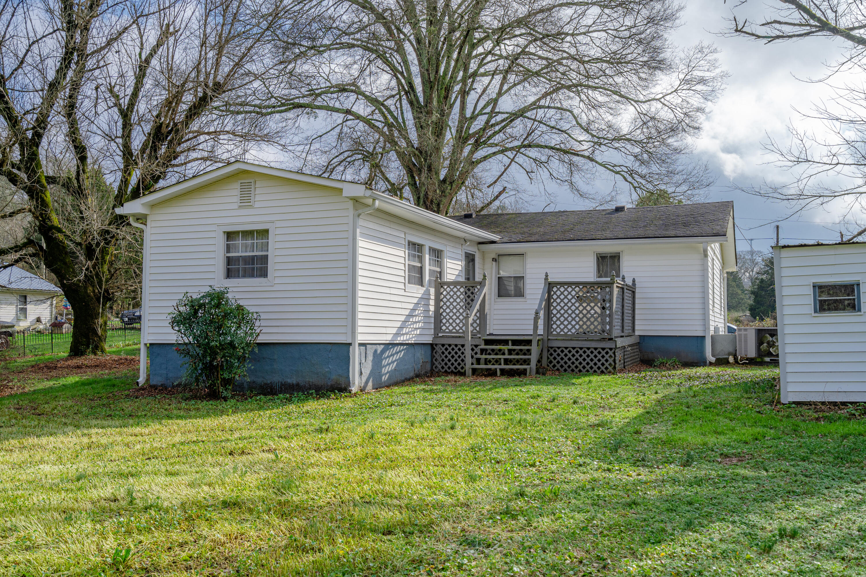 273 East Turnipseed Road Rock Spring, GA 30739 - Photo 18 of 39 19