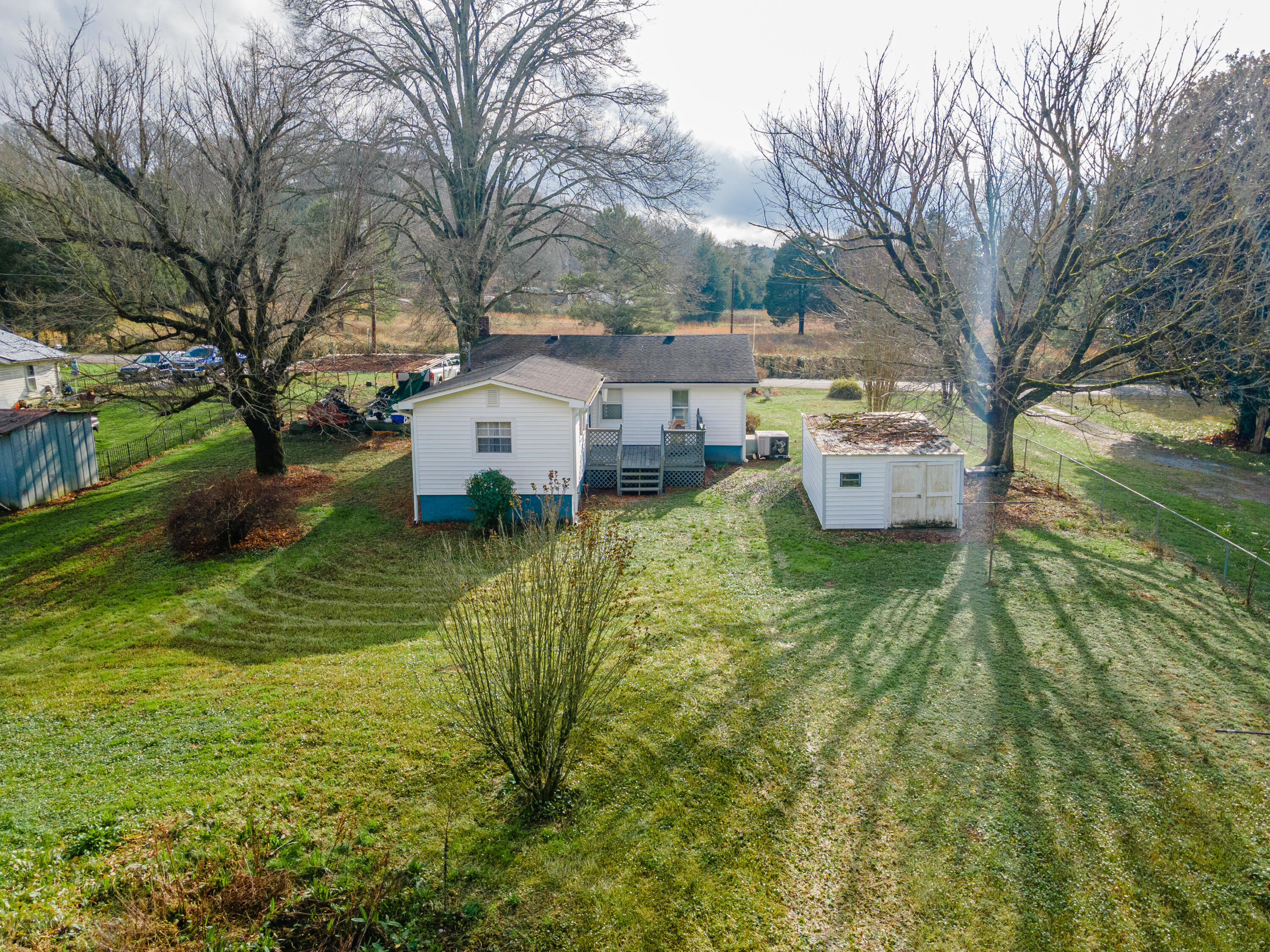 273 East Turnipseed Road Rock Spring, GA 30739 - Photo 6 of 39 06