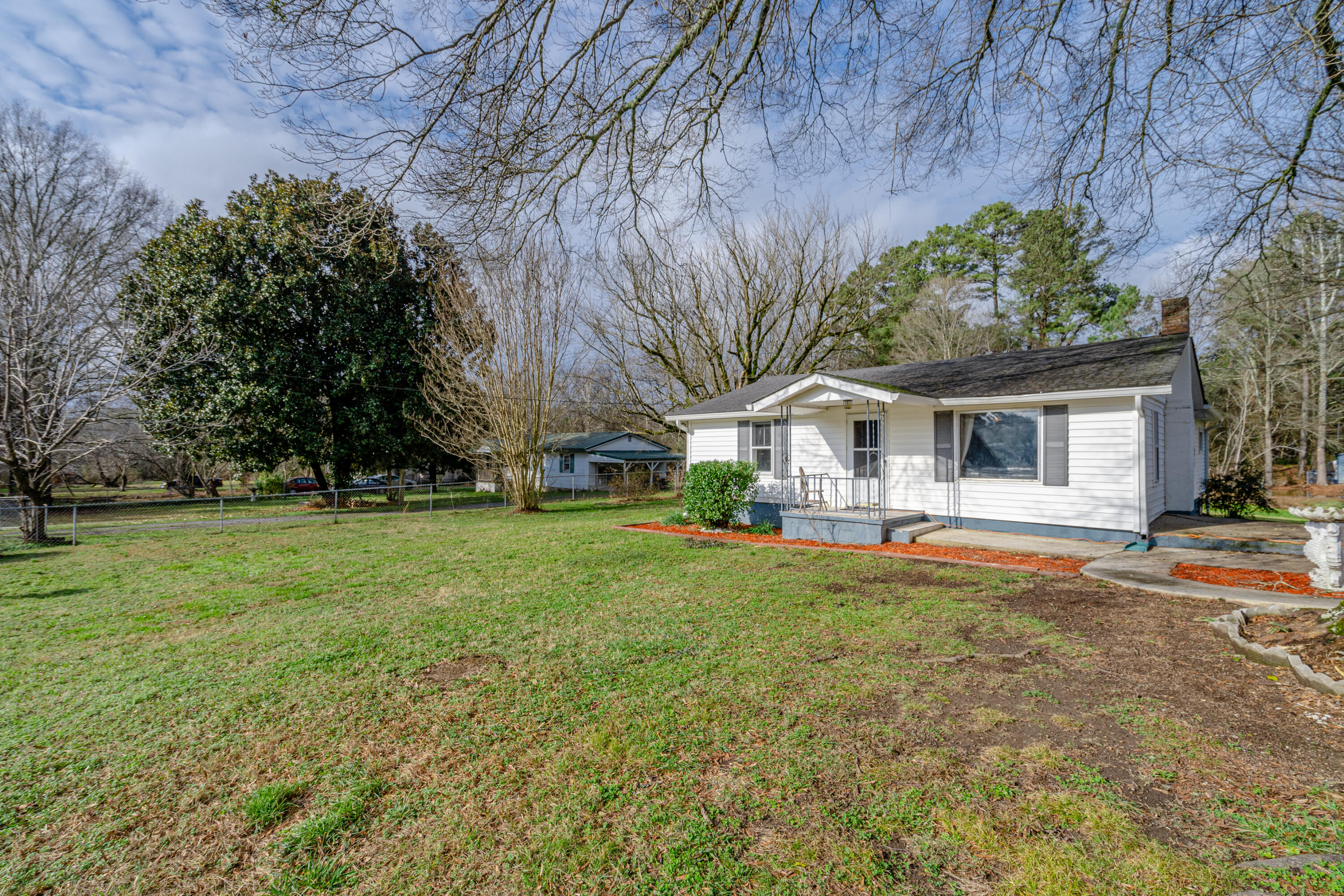 273 East Turnipseed Road Rock Spring, GA 30739 - Photo 7 of 39 07