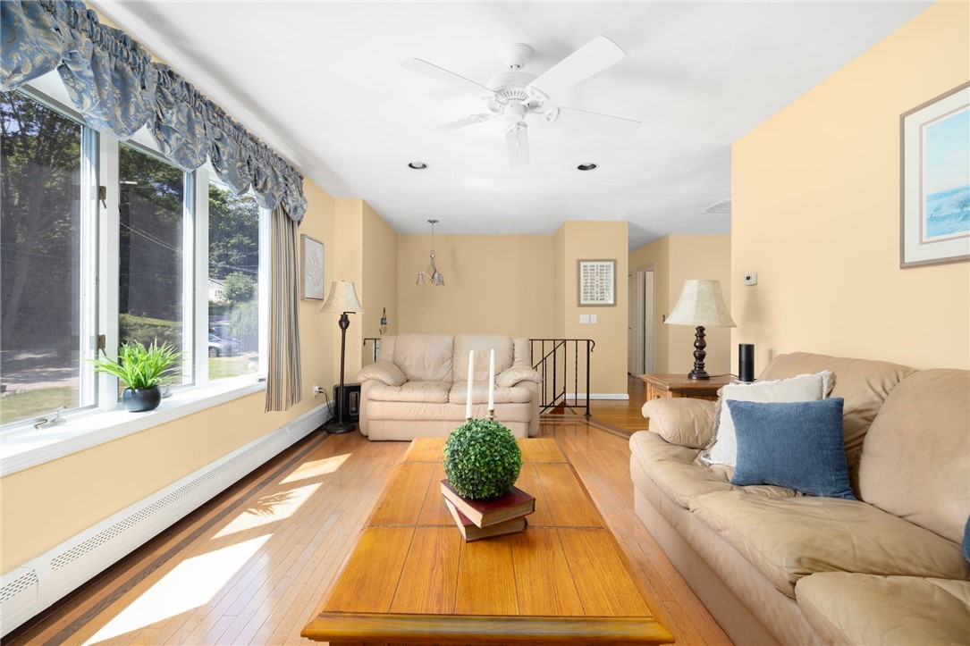 136 Plum Point Road North Kingstown, RI 02874 - Photo 7 of 50