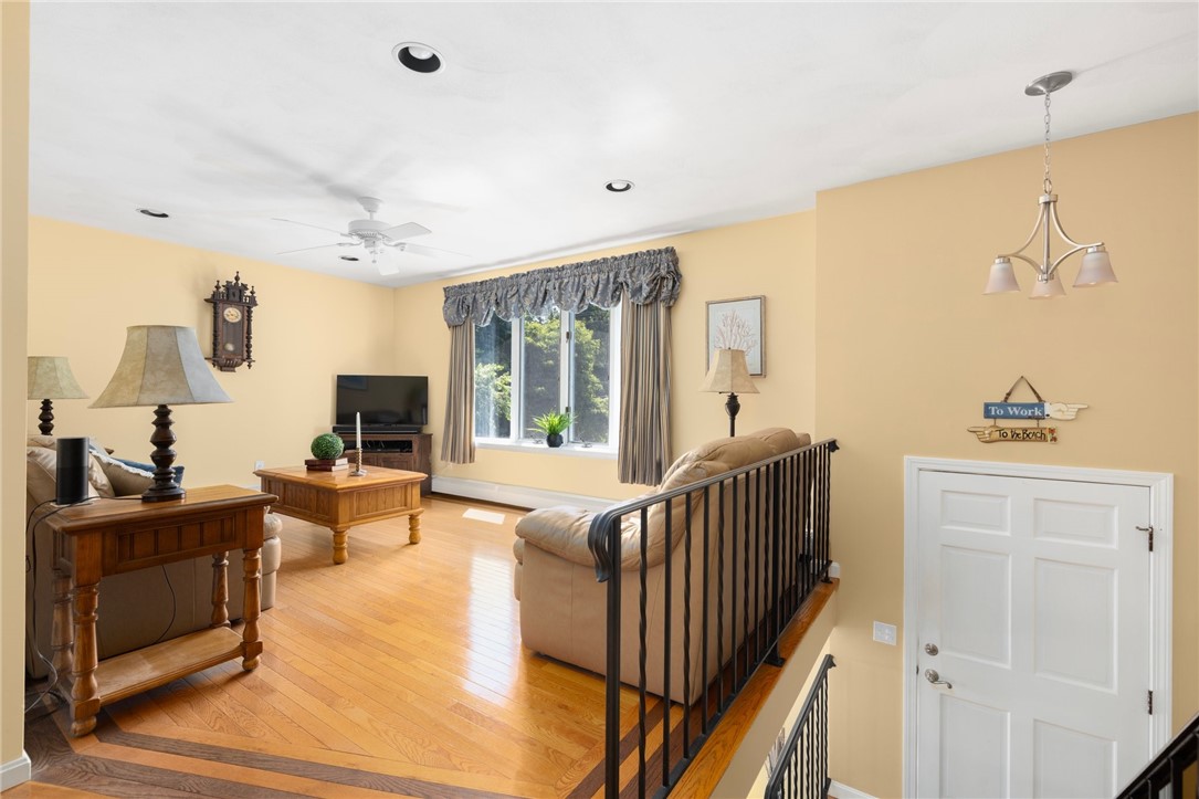 136 Plum Point Road North Kingstown, RI 02874 - Photo 8 of 50